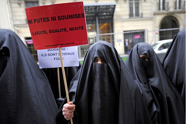 belgium women protests against burkha