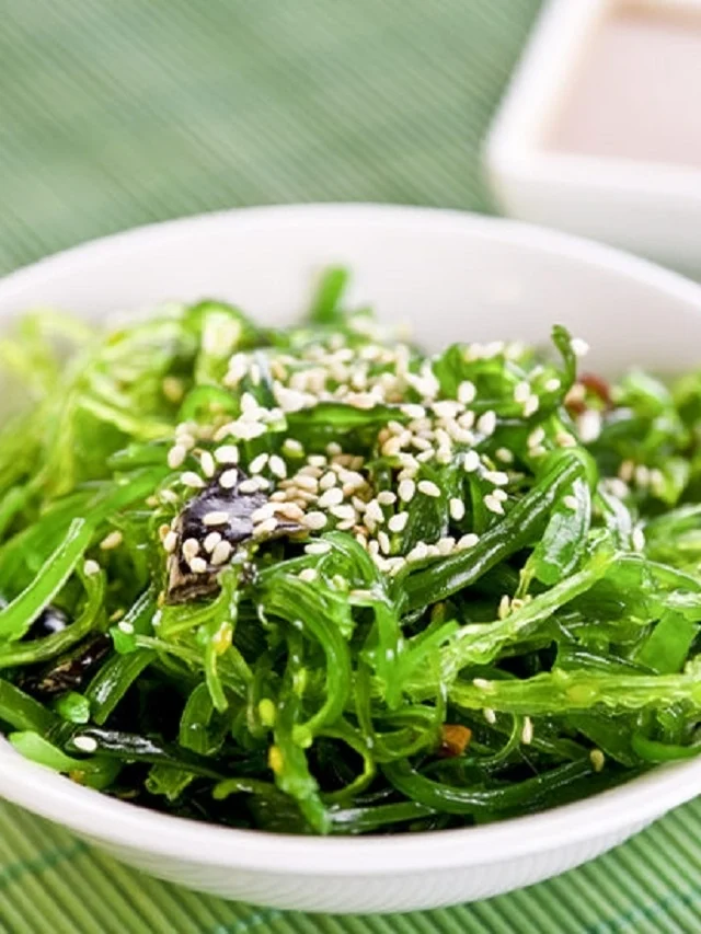 8 surprising health benefits of wakame seaweed